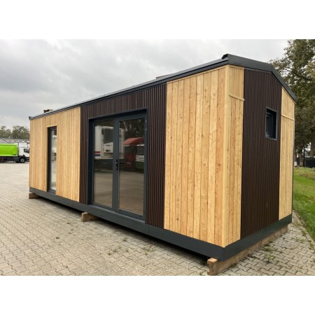 Unidad residencial de 24 m² – Con cocina, dormitorio y cuarto de baño.